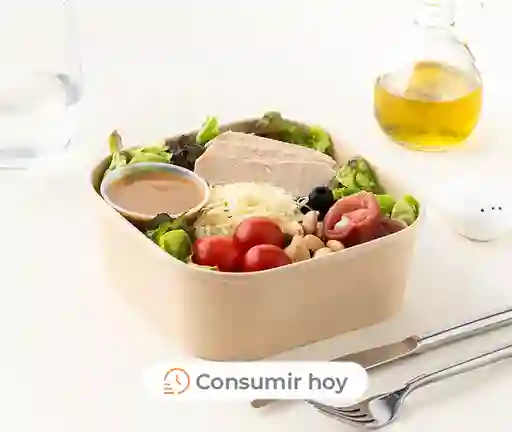 Ensalada De Pollo Grillado Con Aderezo Wafu