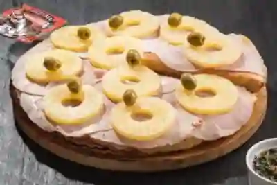 Muzzarella Jamón Ananá Grande