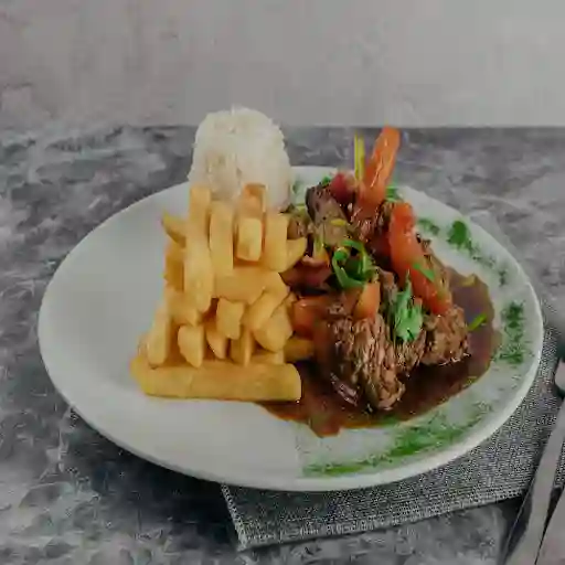 Lomo Saltado Plato
