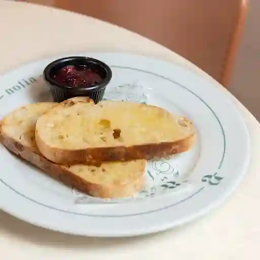 Tostadas Con Mermelada Y Mantequilla