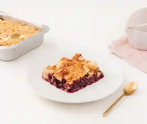 Crumble Manzana Y Frutos Rojos 4 A 6 Porciones, Fork