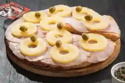 Muzzarella Jamón Ananá Grande