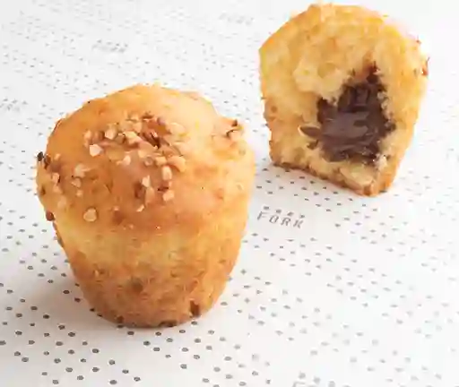 Muffin Relleno De Nutella Chip Chocolate Belga 95g, Fork