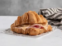 Croissant Jamón Queso
