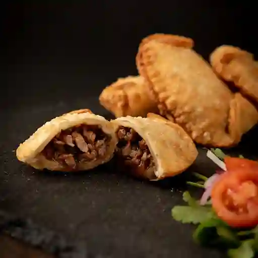 Empanadas De Lomo Saltado