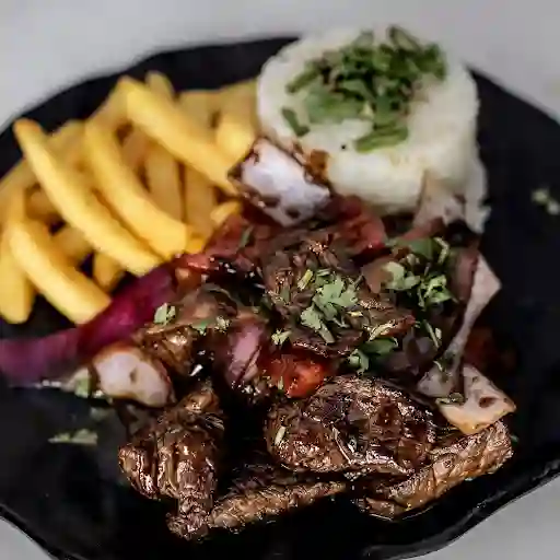 Lomo Saltado