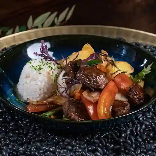 Lomo Saltado