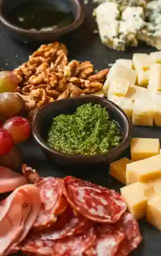 Picolo Piatto Misto Di Salumi & Formaggi