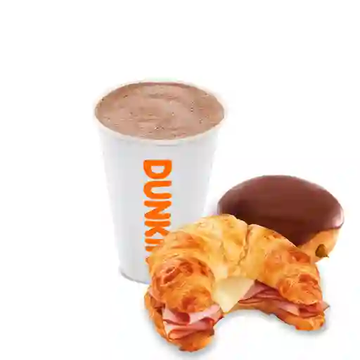 Hot Chocolate  M + Sándwich + Donut.