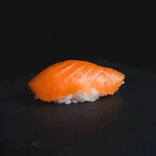 Nigiri De Salmón