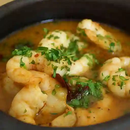 Camarónes Al Ajillo