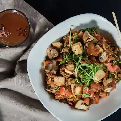 Khao Pad Tao Hu + Líquido