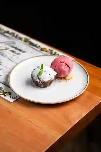 Vulcano Di Cioccolato Con Gelato