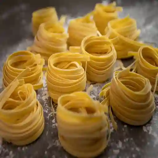 Fettuccini Al Huevo 34 Pers
