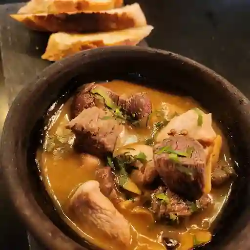 Carne Y Pollo Al Pil Pil