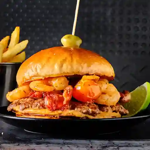 Camarón Burger + Papas 