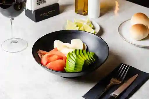 Ensalada De Tomate, Palta Y Palmito  Sb