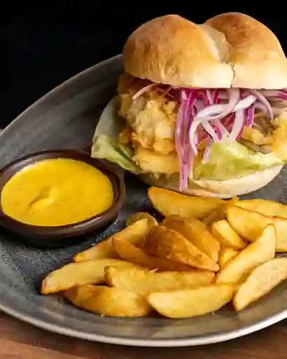 Sánguche De Pejerrey Arrebozado