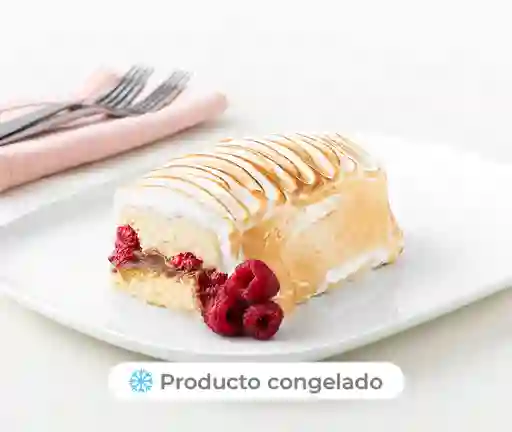 Torta De Tres Leches Con Manjar Y Frambuesas 4 A 6 Personas, Fork
