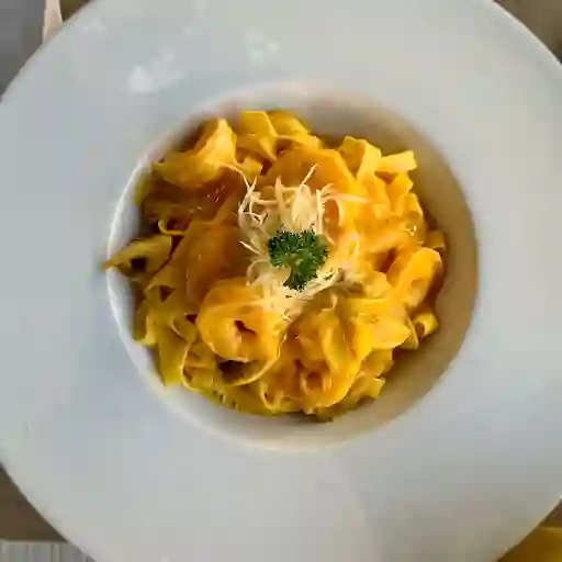 Fetuccini Al Aji Amarillo