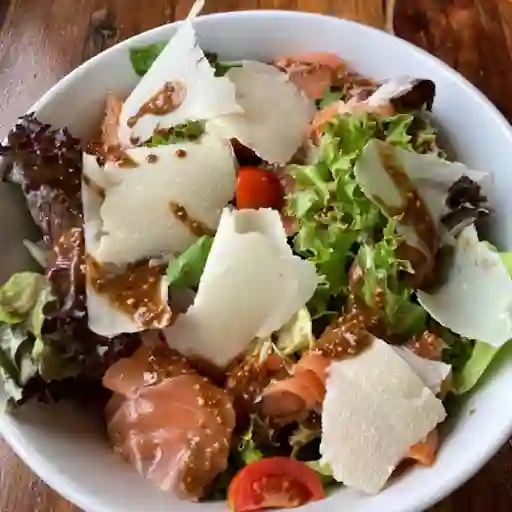 Ensalada Salmone Affumicato