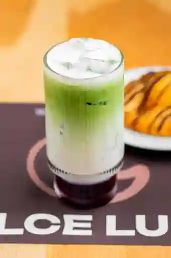 Matcha Berry Latte
