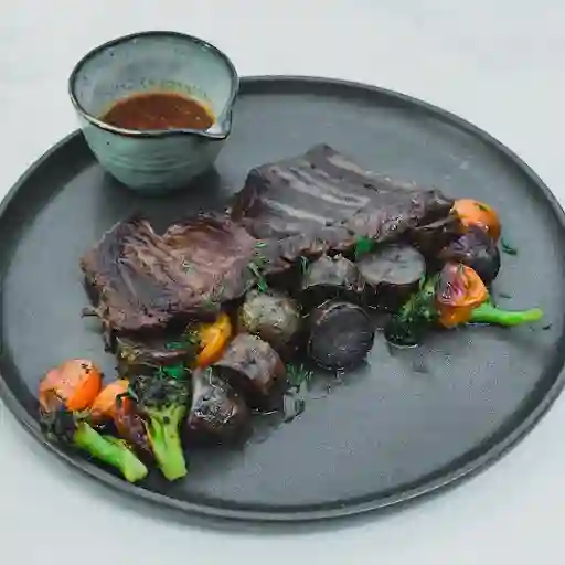 Entraña Con Verduras A La Provenzal