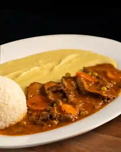 Asado A La Olla Con Puré