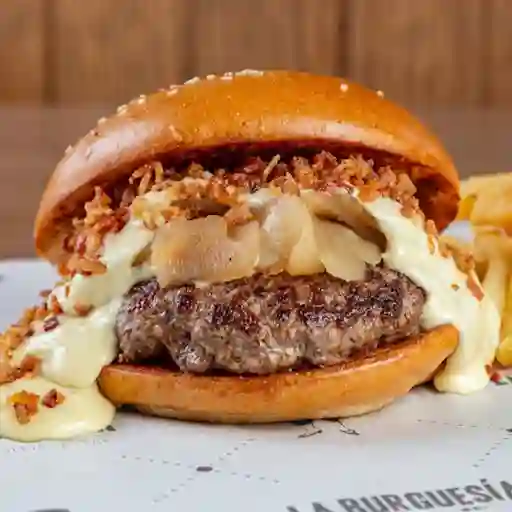 Blue Pera Burger + Papas