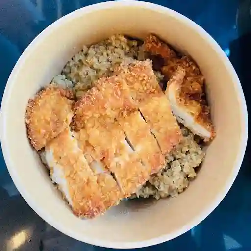 Ensalada Pollo Panko Con Quínoa