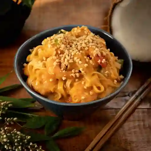 Fideos Panang Curry De Camarones