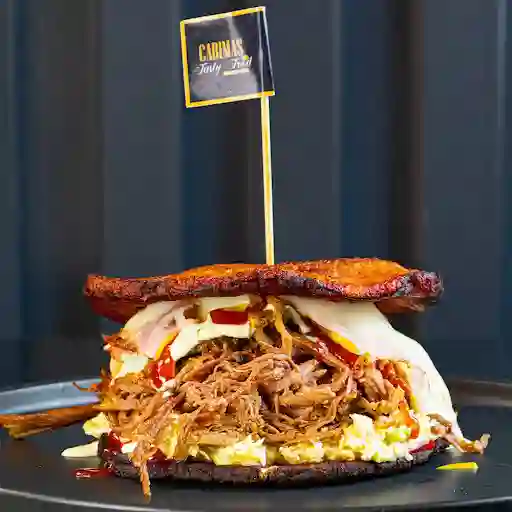 Patacon Carne Mechada