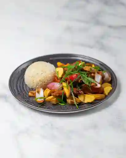 Saltado Criollo De Pescado