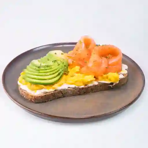 Salmón Toast