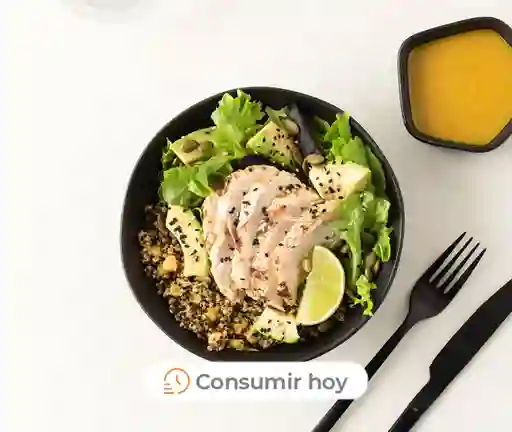 Chicken Protein Bowl Con Palta Y Mix De Quinoa
