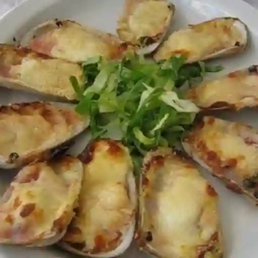 Machas A La Parmesana