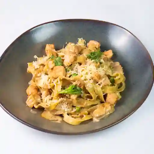 Fetuccini Al Salmón