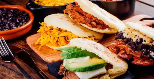 Arepas Sabor Venezolano y Mas