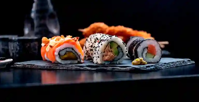 Saki Sushi Lounge a Domicilio Saki Sushi Lounge