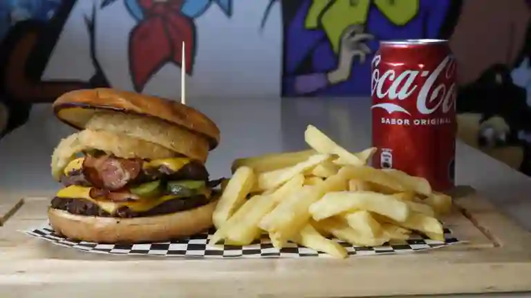 The Jungle Restaurant a Domicilio The Jungle Restaurant