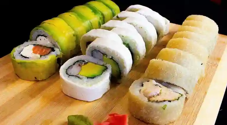 CQ Sushi & Sándwich