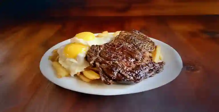 Ciro’s Bar Restaurant a Domicilio Ciro’s Bar Restaurant