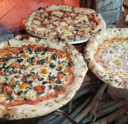 Bagus Pizzeria a Leña Peñuelas