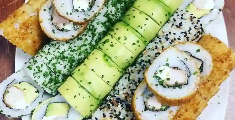 Sushi Lovers 15 Federico Errazuriz 682 a Domicilio Sushi Lovers 15 Federico Errazuriz 682