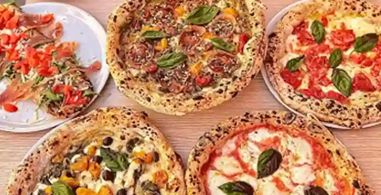Pizzeria Italiana Pulcinella a Domicilio Pizzeria Italiana Pulcinella