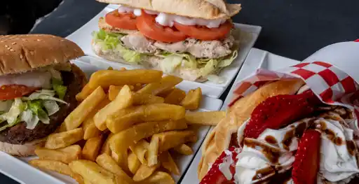 Walls Cafe