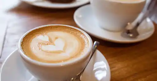 Cafe con C