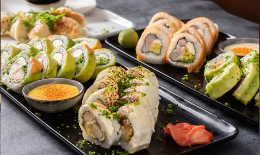 F*cktory Sushi Roll