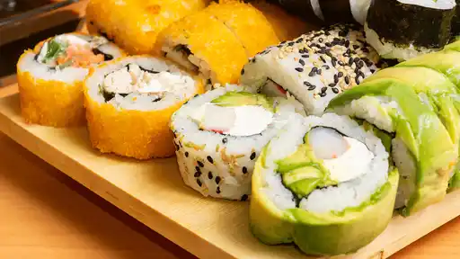 Sushi Tanuky