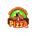 La Media Pizza